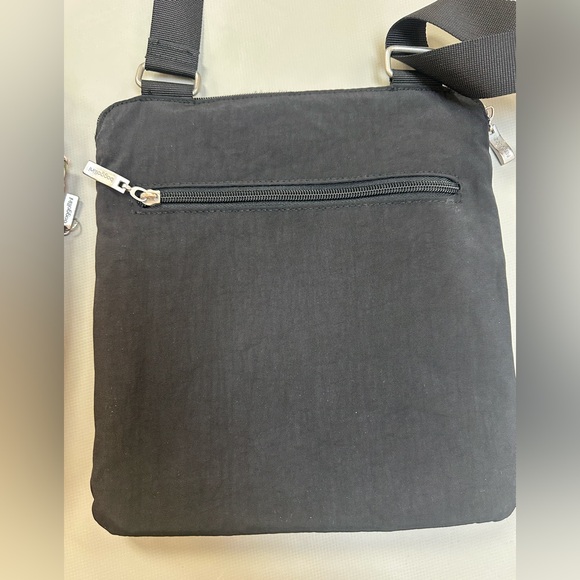 Baggallini Chevron and Black Crossbody Bags - Picture 6 of 8